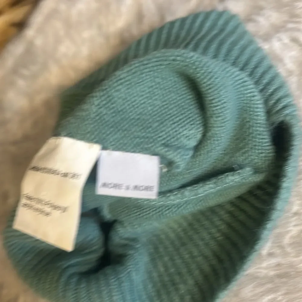 More & More beanie OS (2625)